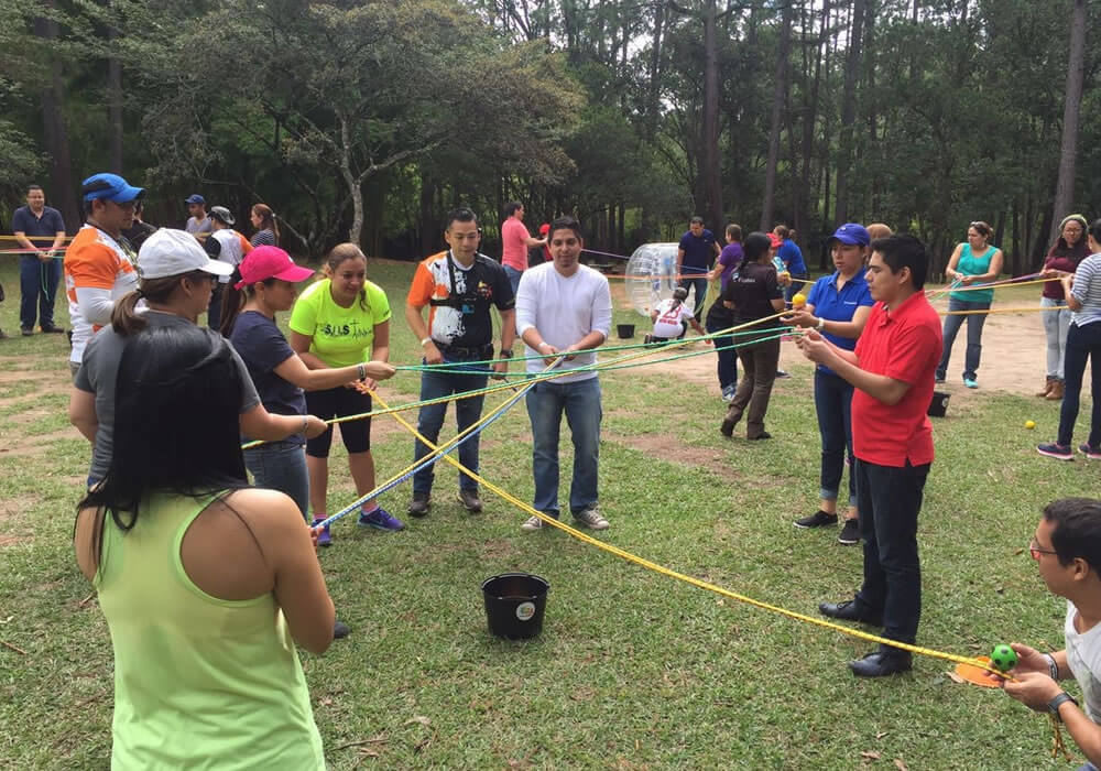 Xtremebuilding Universidad FICOHSA-disrruptia Honduras capacitaciones y talleres disrruptivos